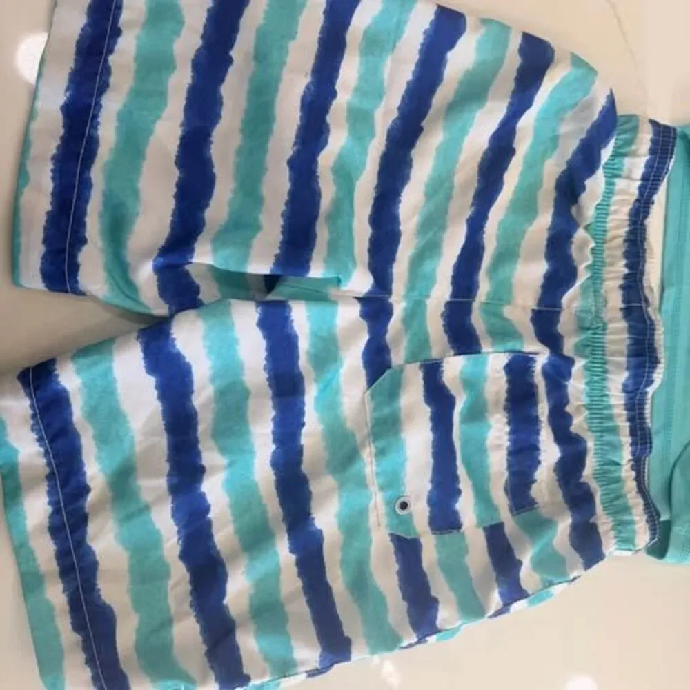 Boys Children’s Place Swim Set Size 7/8 Rash Guard Swim Trunks Flaws see picture